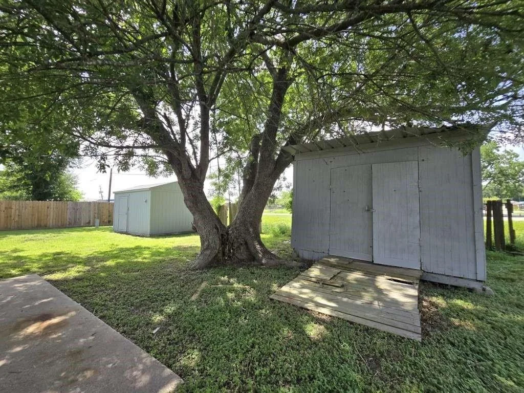 Photo of 2310 Heather Street