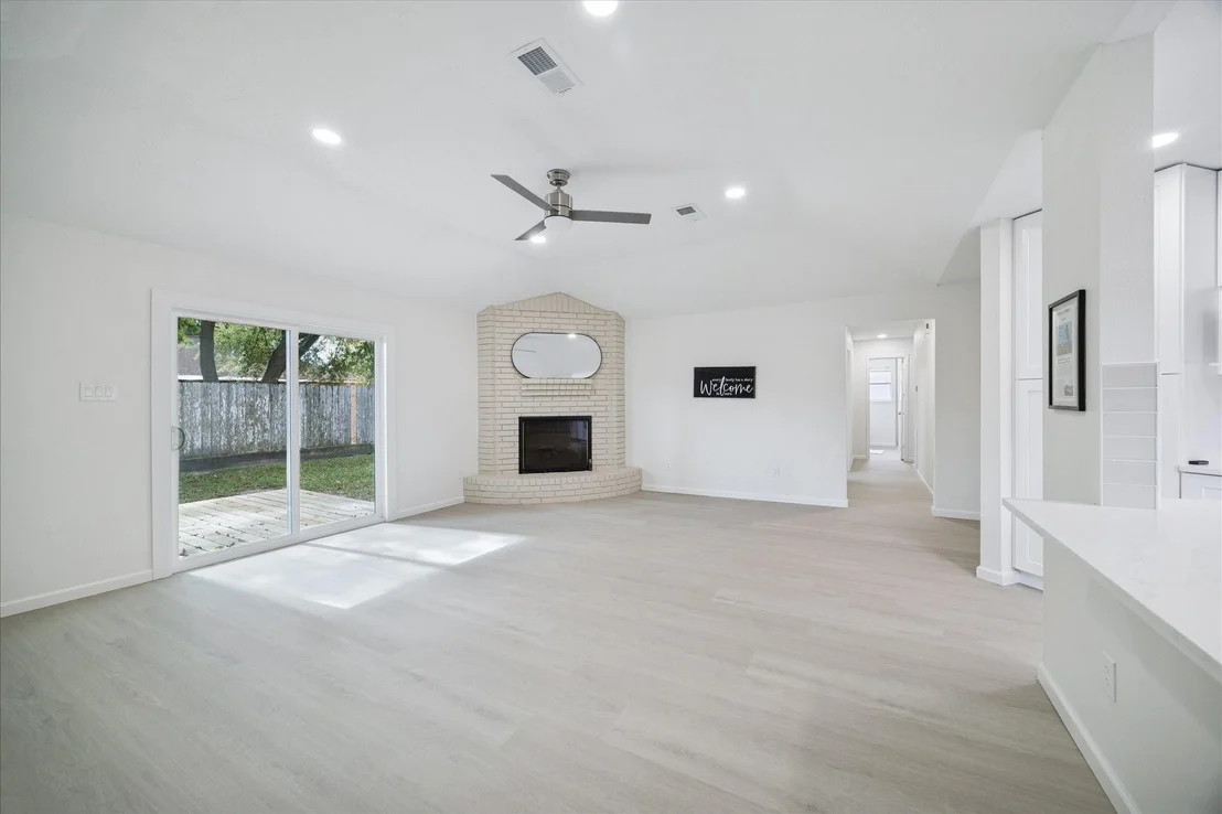 Photo of 9742 Shell Rock Road