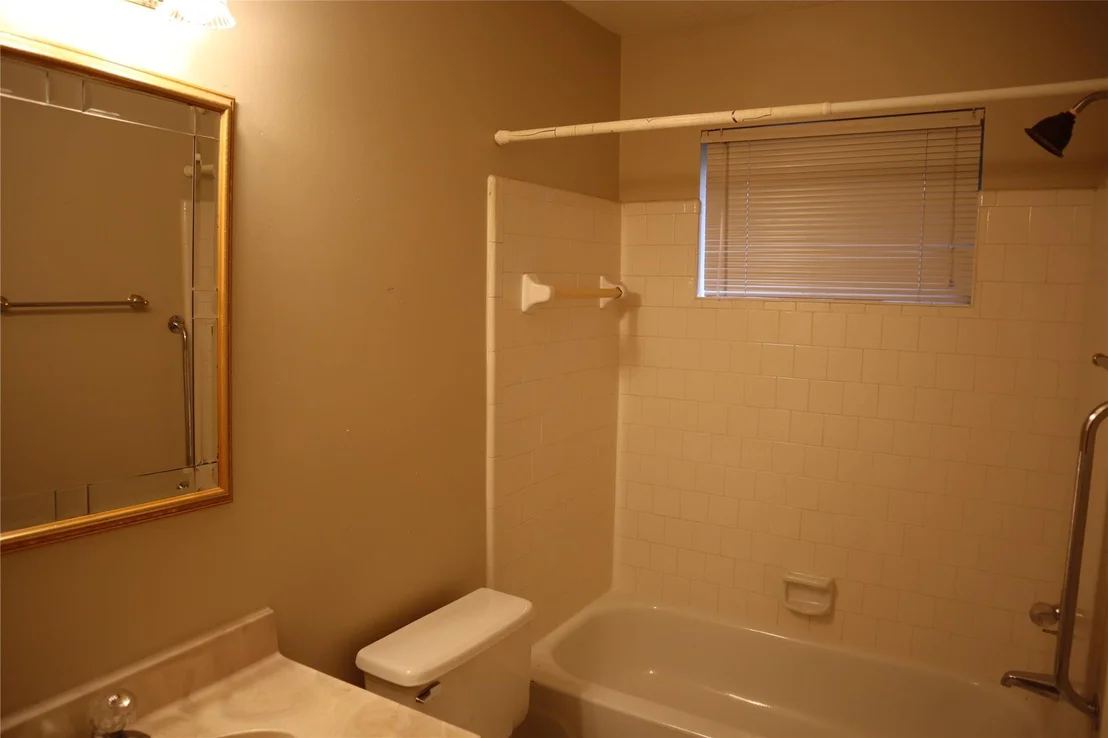 Photo of 2931 Walnut Springs Drive