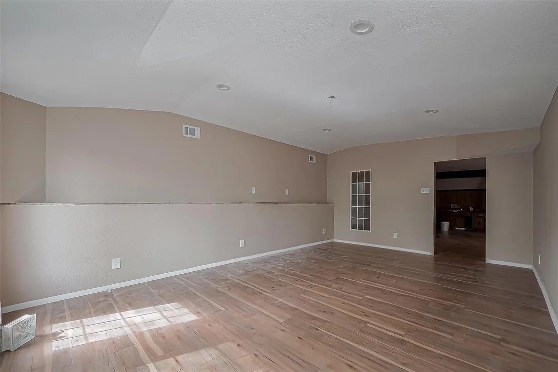 Photo of 811 Loire Lane