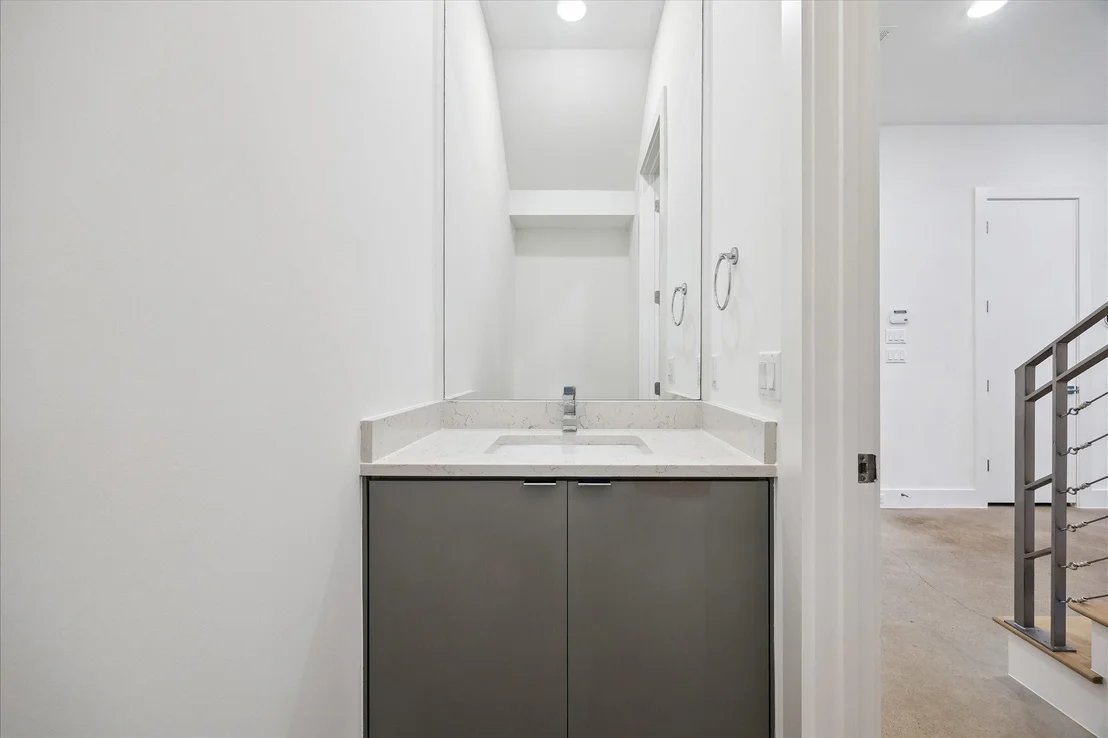 Photo of 2147 Harold Street