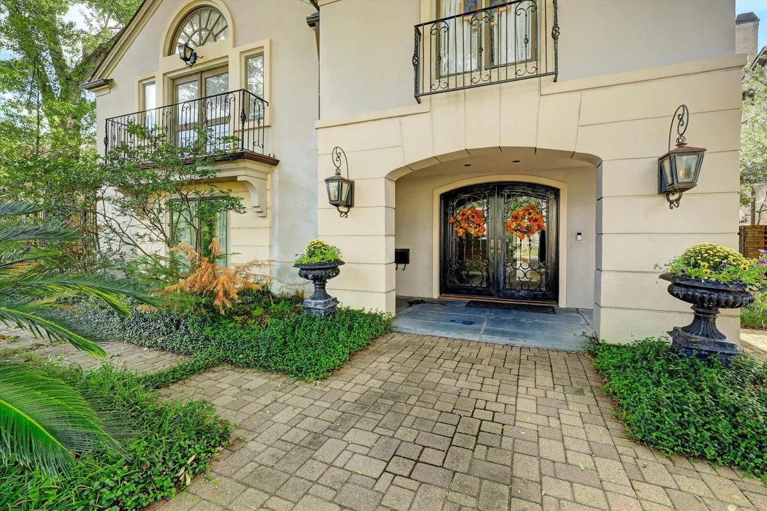 Photo of 3831 Del Monte Drive