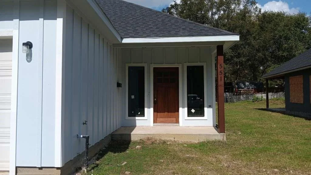 Photo of 551 White Oak Drive