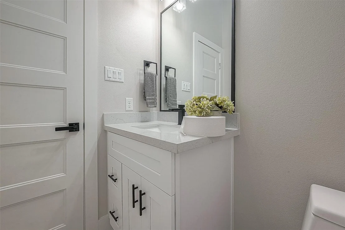 Photo of 7108 Saint Augustine Street
