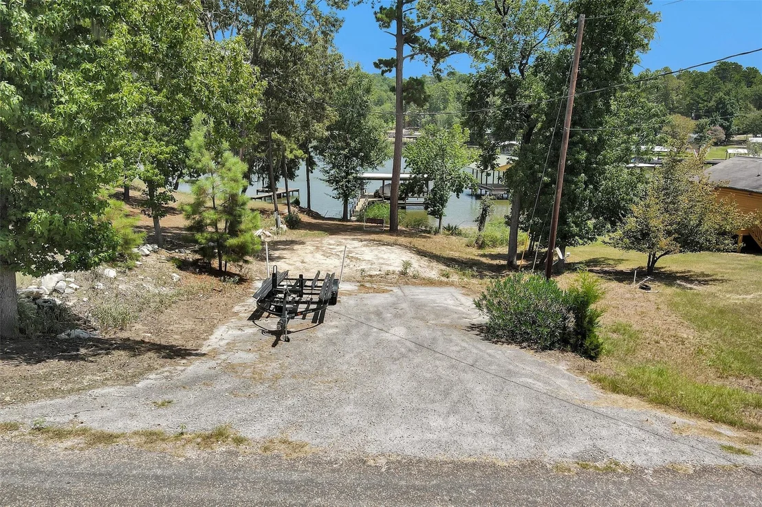 Photo of 308 N Point Drive