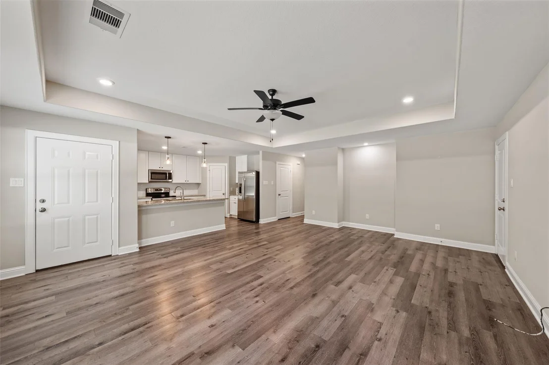 Photo of 15843 Oak Drive