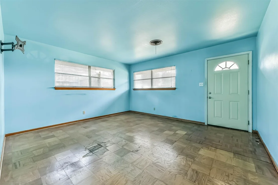 Photo of 3517 Tanglebriar Drive