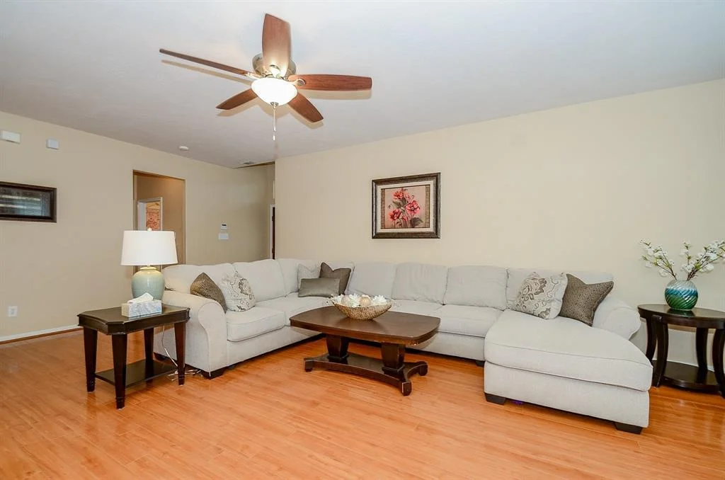 Photo of 7527 Oakleigh Drive