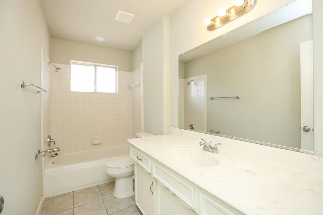 Photo of 815 Park Meadow Drive