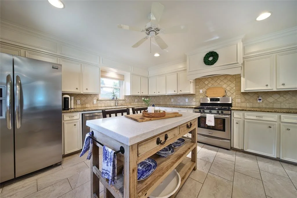 Photo of 1626 Springwood Drive