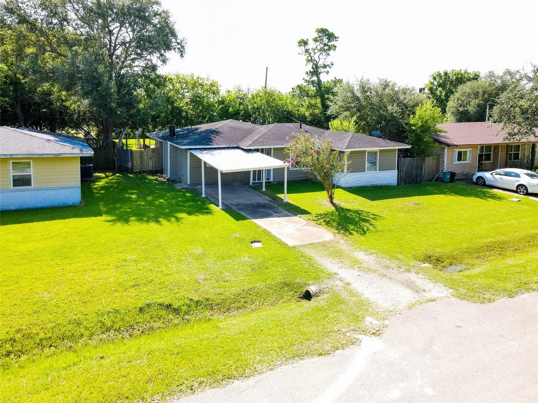 Photo of 217 Cedar Drive