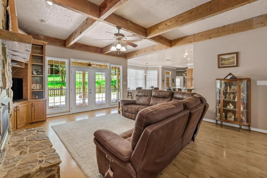 Photo of 401 Hill Creek Drive