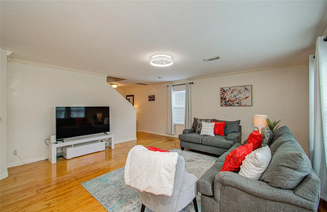 Photo of 16319 Kendons Way Lane