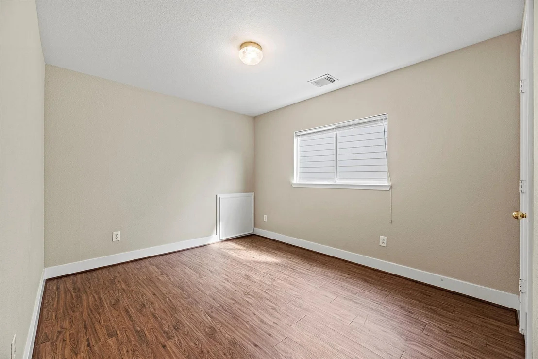 Photo of 5715 Silver Oak Drive