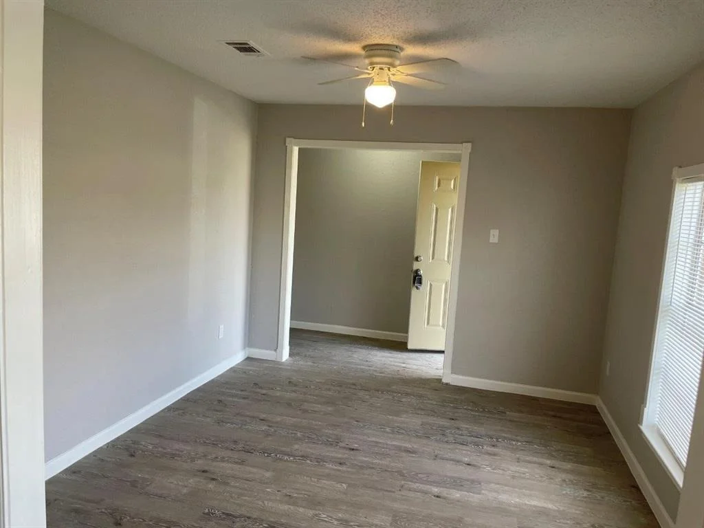 Photo of 4914 Fairgreen Lane