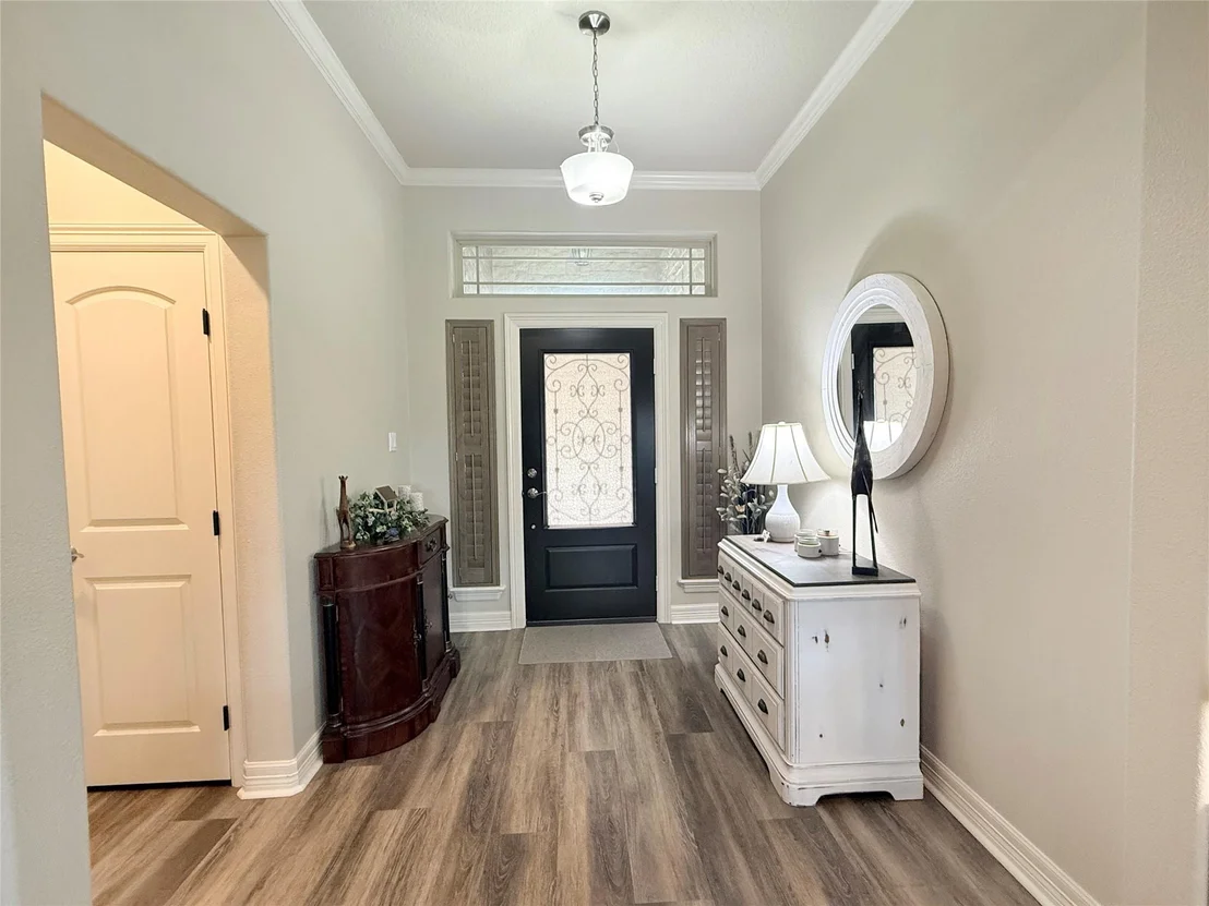 Photo of 313 Creekside Lane