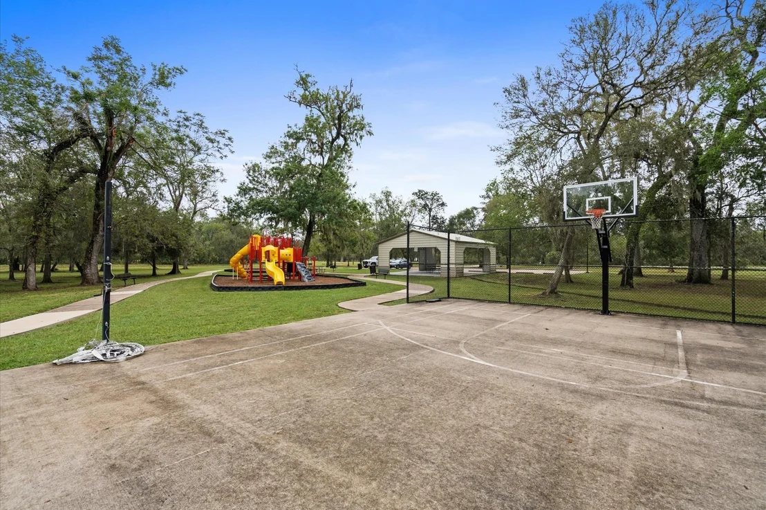 Photo of 814 Cross Timbers Drive