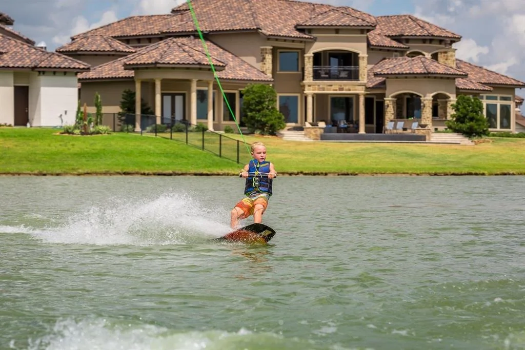 Photo of 10919 Crestwood Point Circle