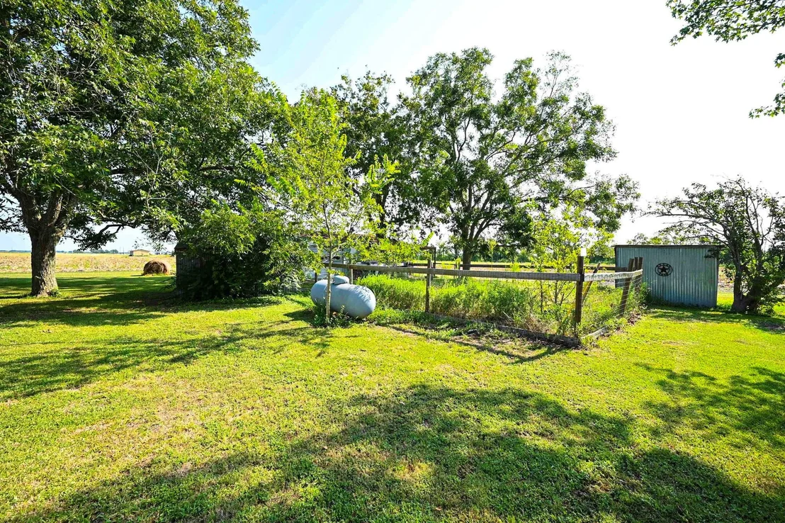 Photo of 14920 Bj Dusek Road