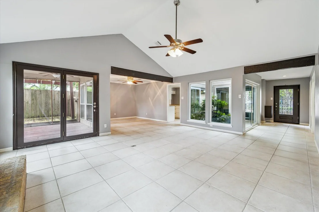 Photo of 1706 Cherry Bend Drive