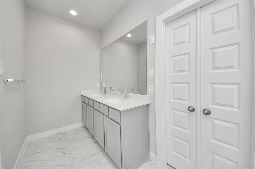 Photo of 11918 Maple Oak Drive