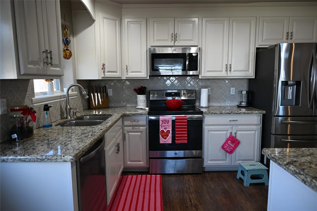 Photo of 1220 Fairground Ln