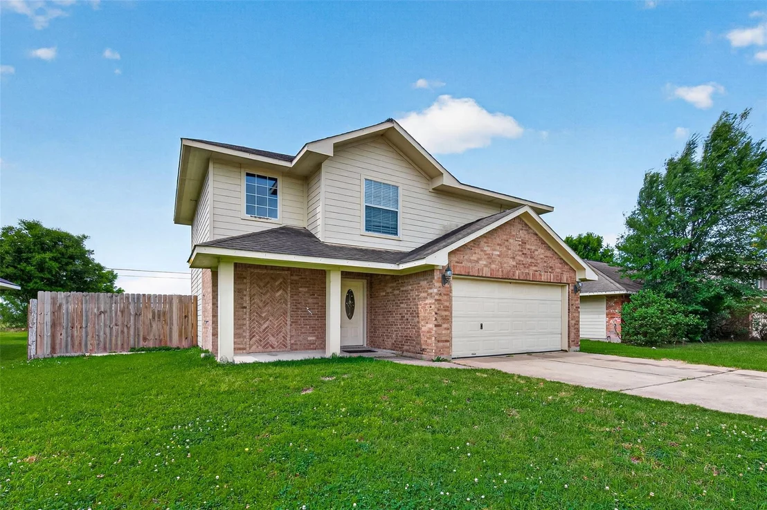 Photo of 707 Mockingbird Street
