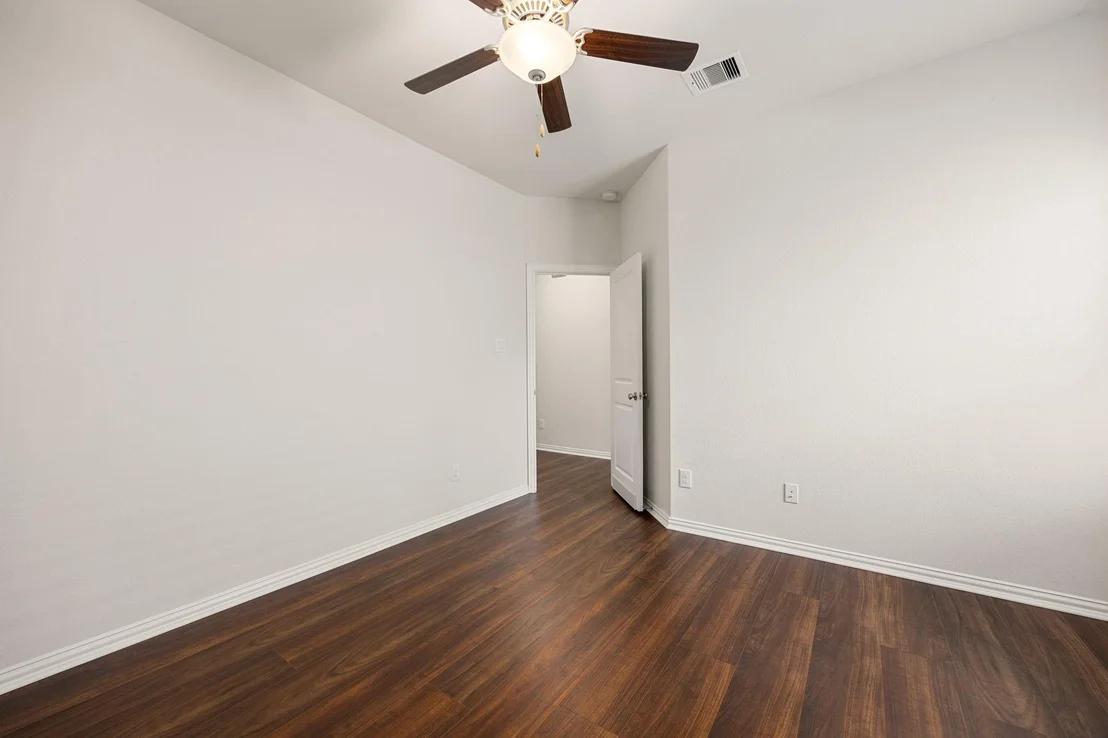 Photo of 1573 Ancient Oak Lane