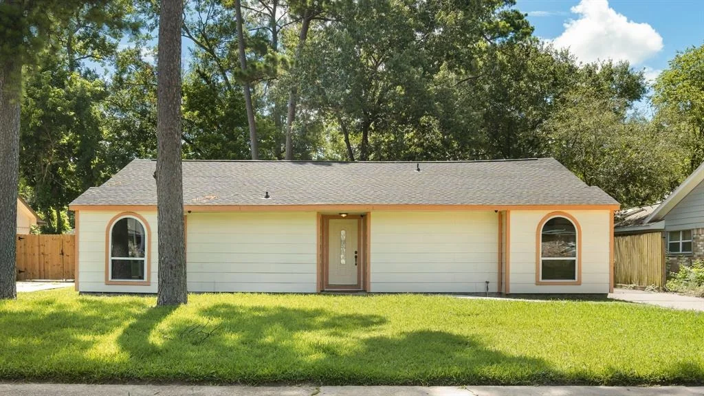 Photo of 23030 Cranberry Trail