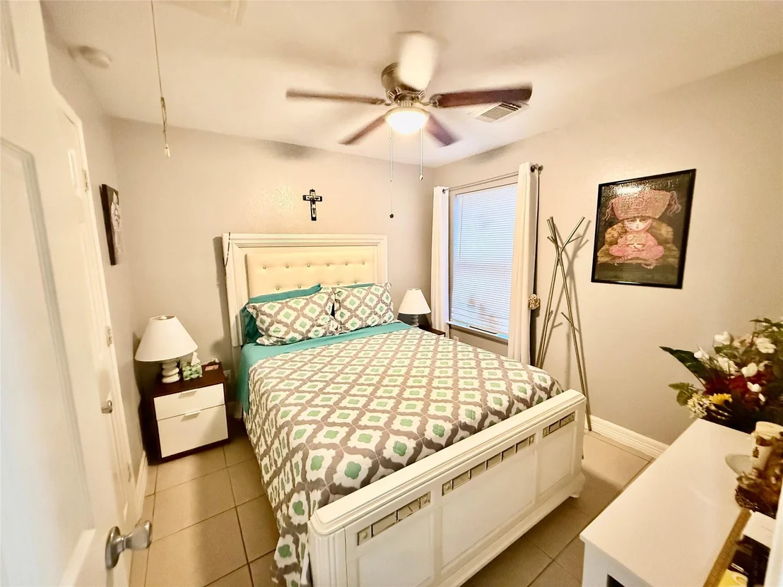 Photo of 22843 Twisting Pine Drive