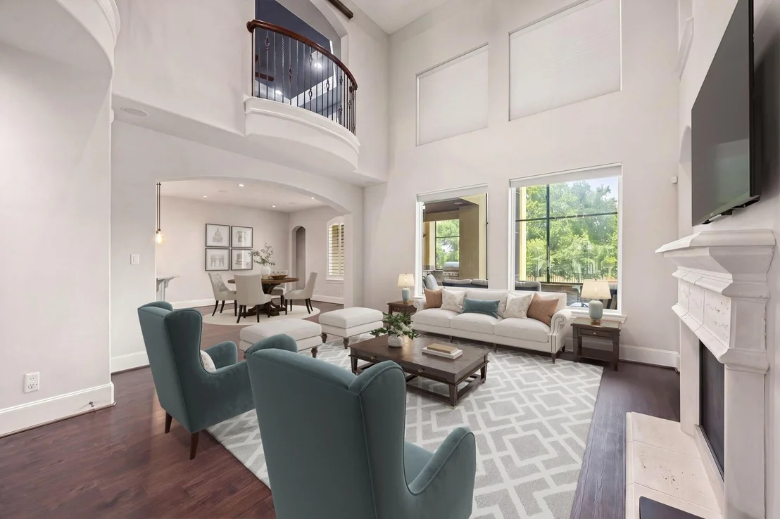 Photo of 915 Windsor Woods Lane