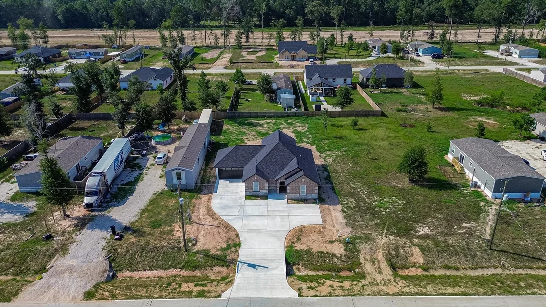 Photo of 1022 Exotic Pine Drive