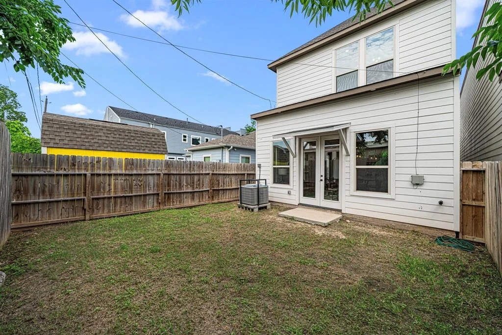 Photo of 7124 Saint Augustine Street