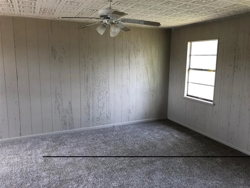 Photo of 143 N Oak Lee Drive