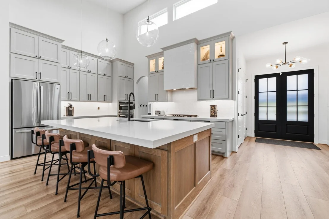 Photo of 255 Peninsula Drive