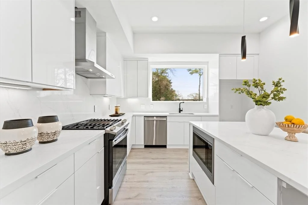 Photo of 1847 Wycliffe Drive