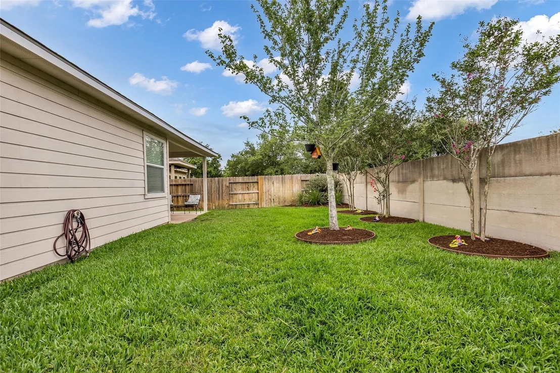 Photo of 18611 Bristol Point Lane