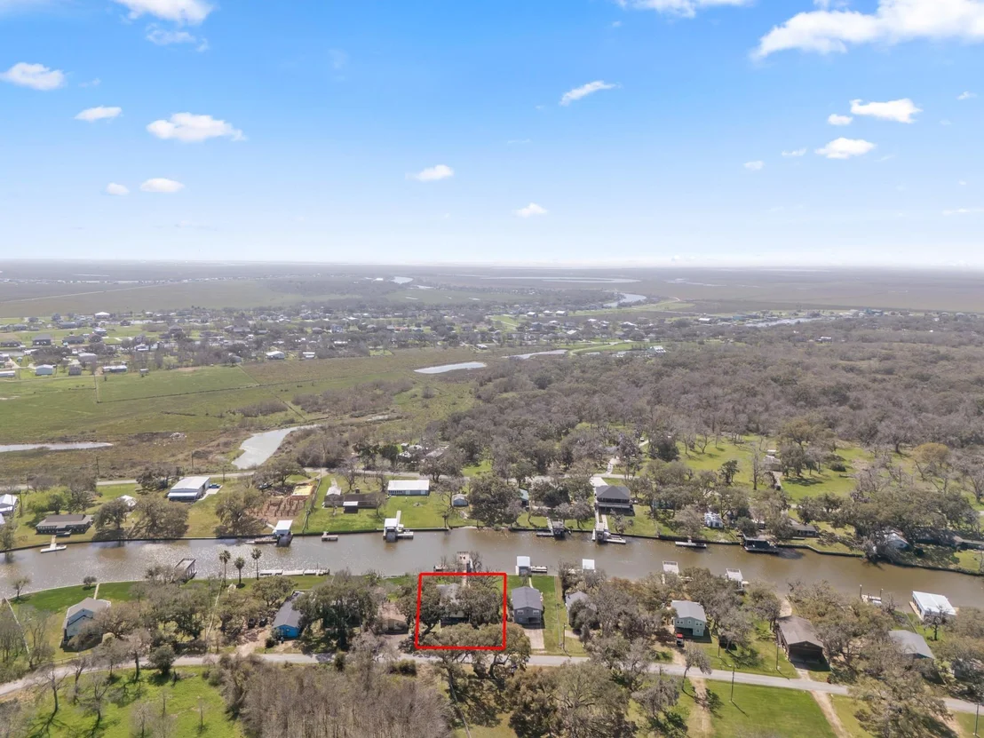 Photo of 1225 Private Road 652