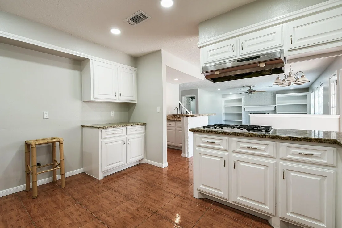 Photo of 1007 Maranon Lane
