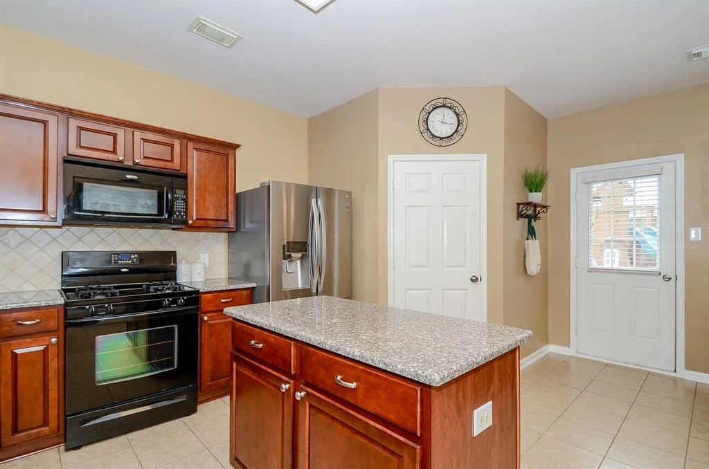 Photo of 7527 Oakleigh Drive
