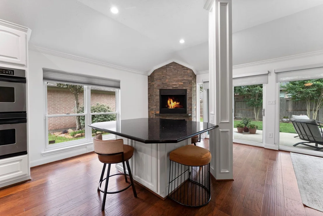Photo of 23 S Manorcliff Place