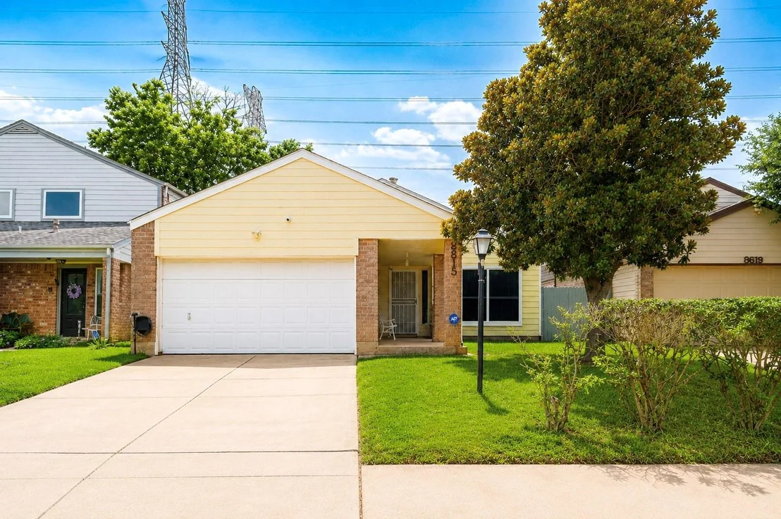 Photo of 8615 Belle Park Drive