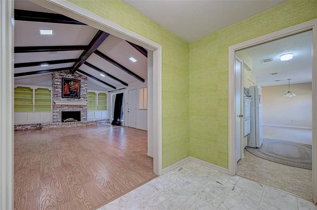 Photo of 5927 Pinewilde Drive