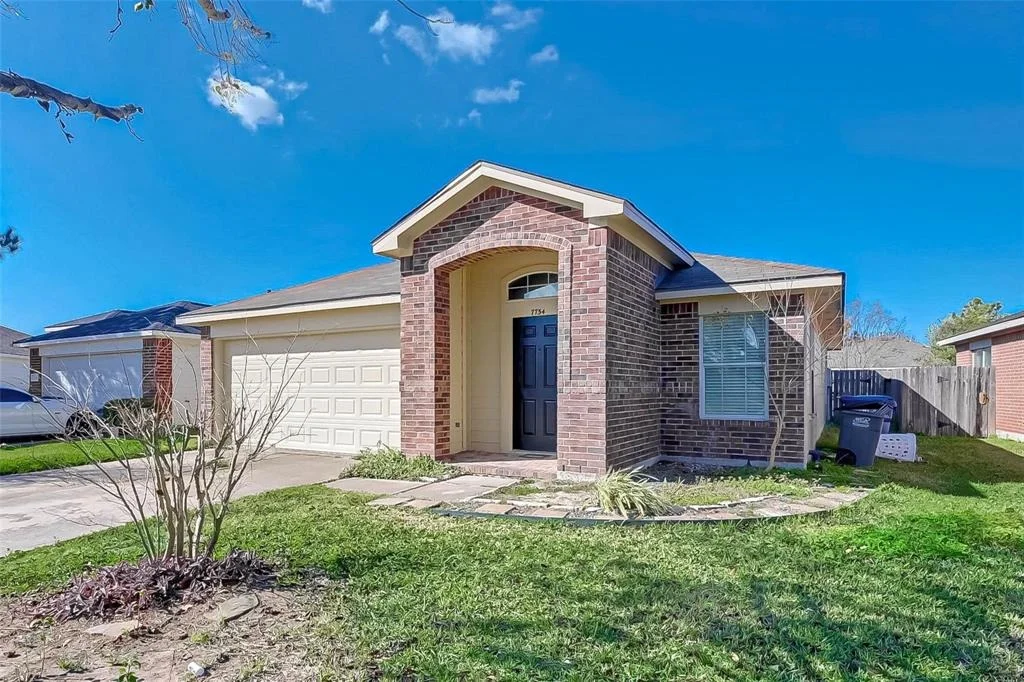 Photo of 7734 Eldergrove Lane