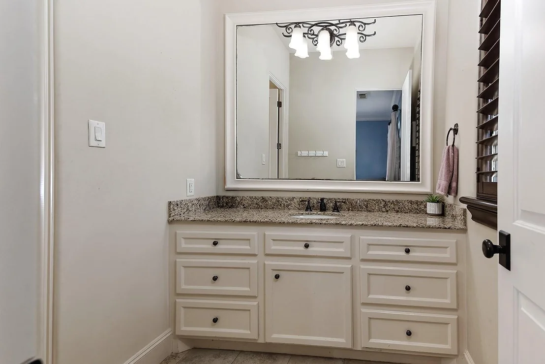 Photo of 83 S Palmiera Circle