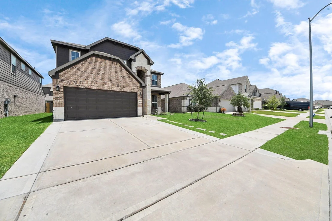 Photo of 1003 Cold Snow Drive