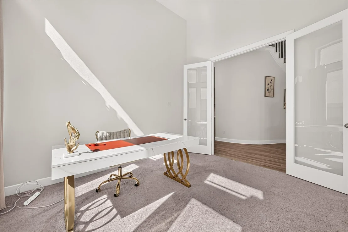Photo of 31019 Sun Valley Drive