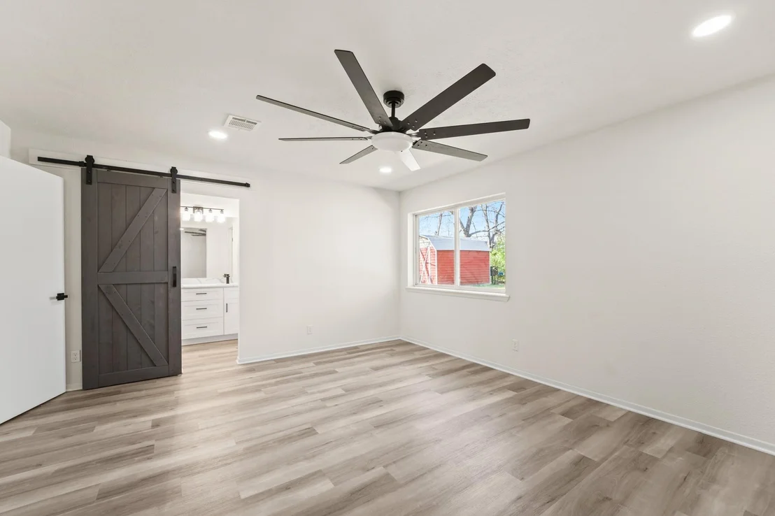 Photo of 13102 Maxim Drive
