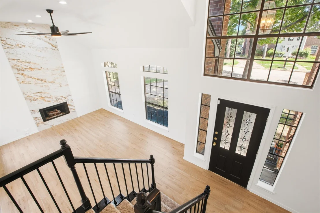 Photo of 18319 Oakhampton Drive