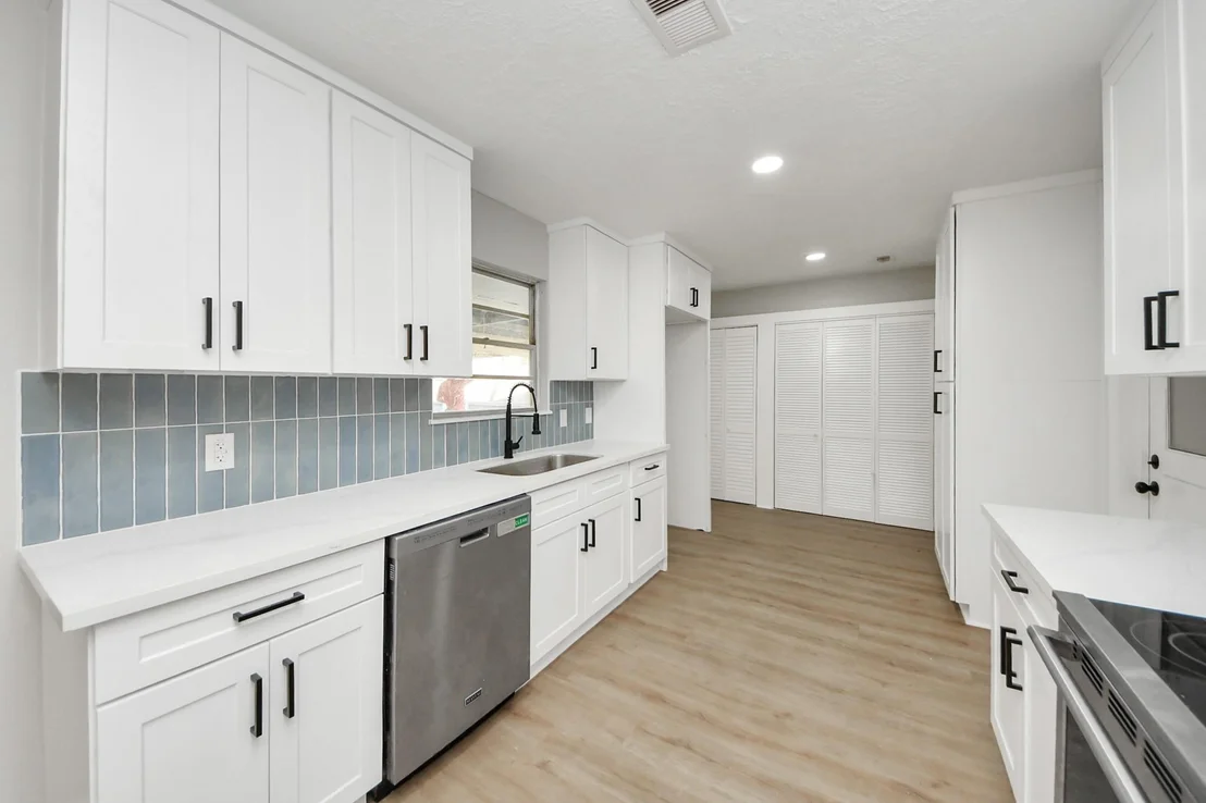 Photo of 1812 Locklaine Drive